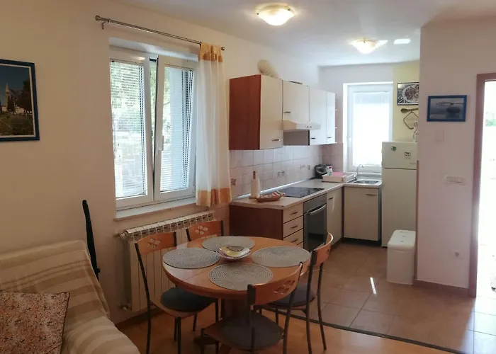 Apartma Brnistra Ginestra Appartement
